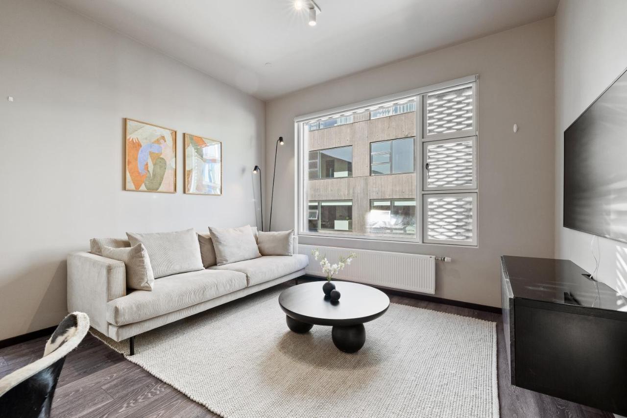 Cozy Lux 2Br & 2Ba City Center With Free Parking Reykjavik Exterior photo