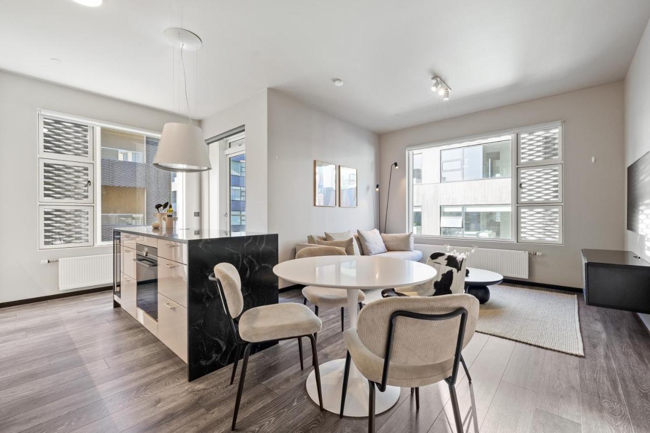 Cozy Lux 2Br & 2Ba City Center With Free Parking Reykjavik Exterior photo